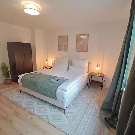 דירות בוכום Bright And Central With 2 Beds Incl Workspace מראה חיצוני תמונה